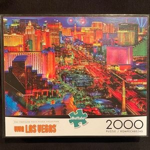 Buffalo Games Viva Las Vegas 2000 Piece Jigsaw Puzzle - Challenging/Expert/Hard